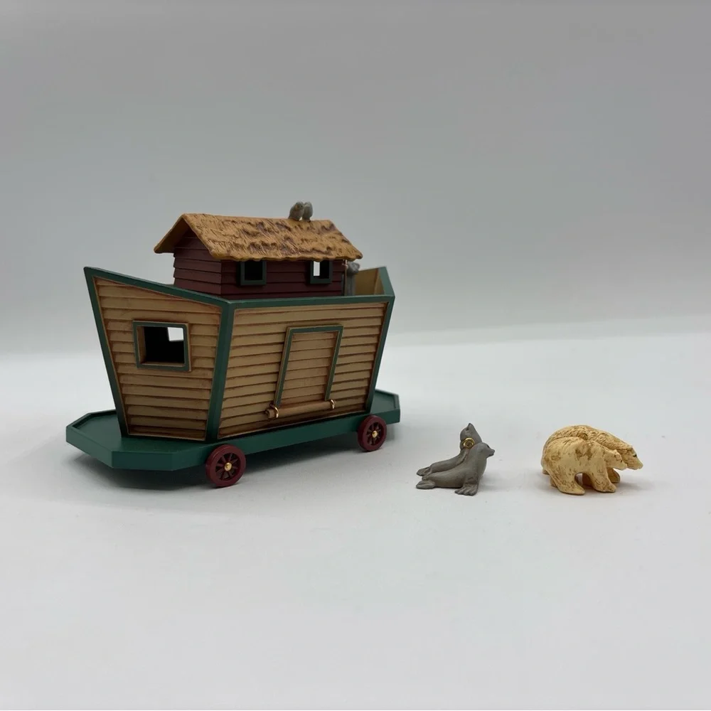 Hallmark Keepsake Ornament 1994 Noah’s‎ Ark Three Piece Set Special Edition